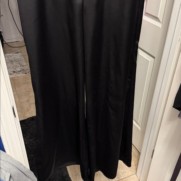 WAYF Black Satin Jumpsuit One Shoulder - Picture 9 of 11